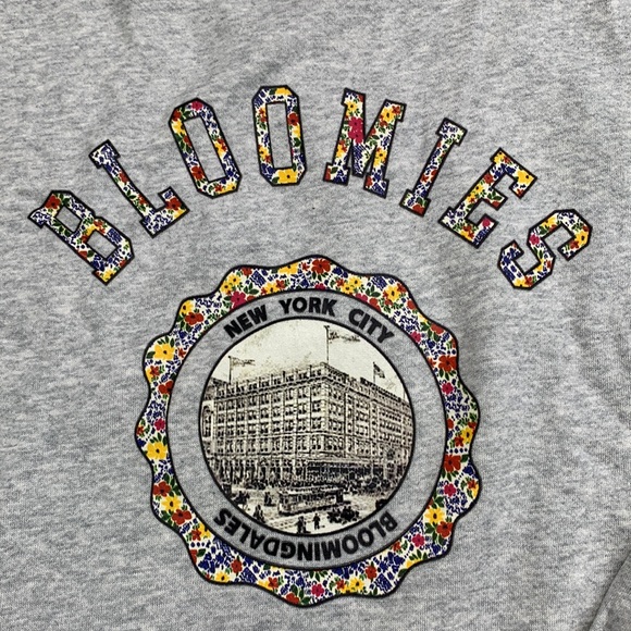 Bloomie's Unisex Cotton Crest Graphic Sweatshirt Size M - Picture 2 of 9